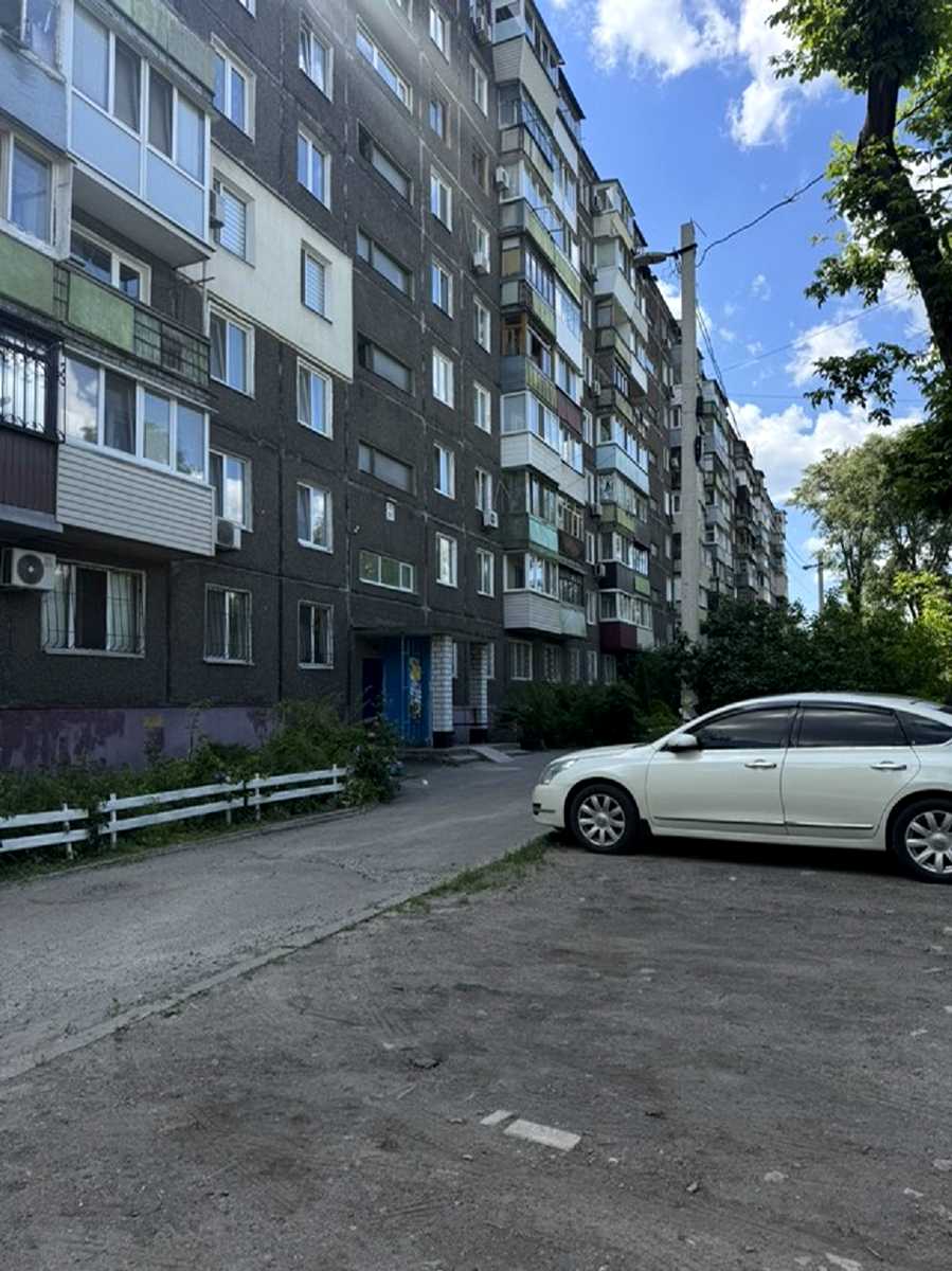 1868234701415831