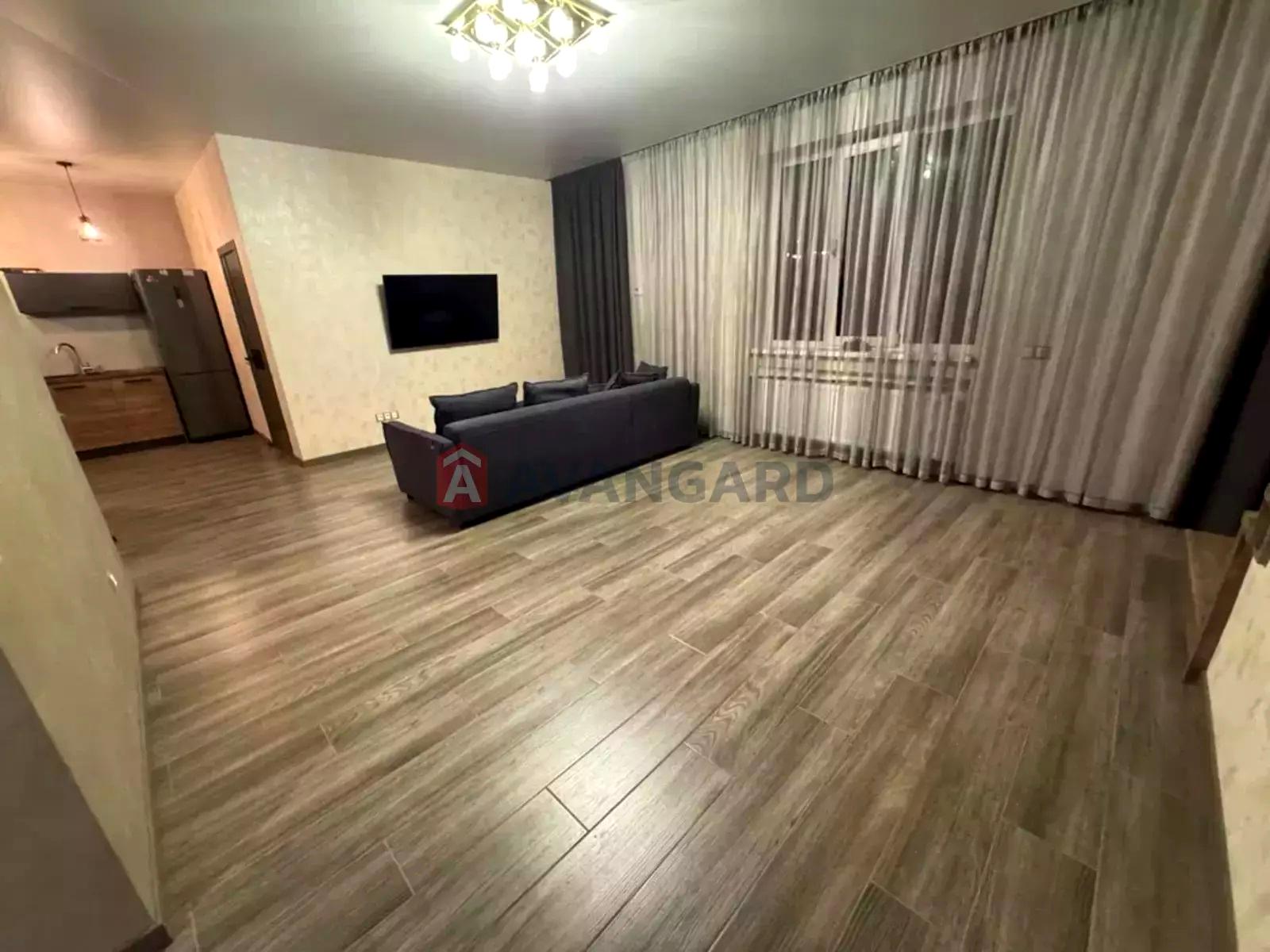 1868235589059017