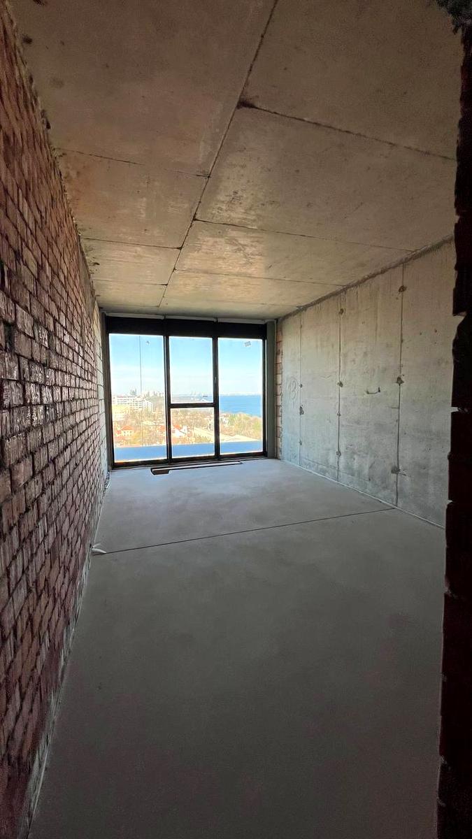 1868235680458891