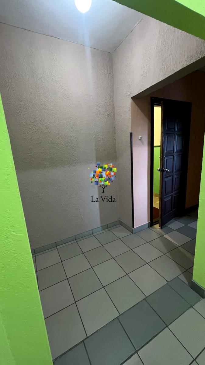 1868238090456239
