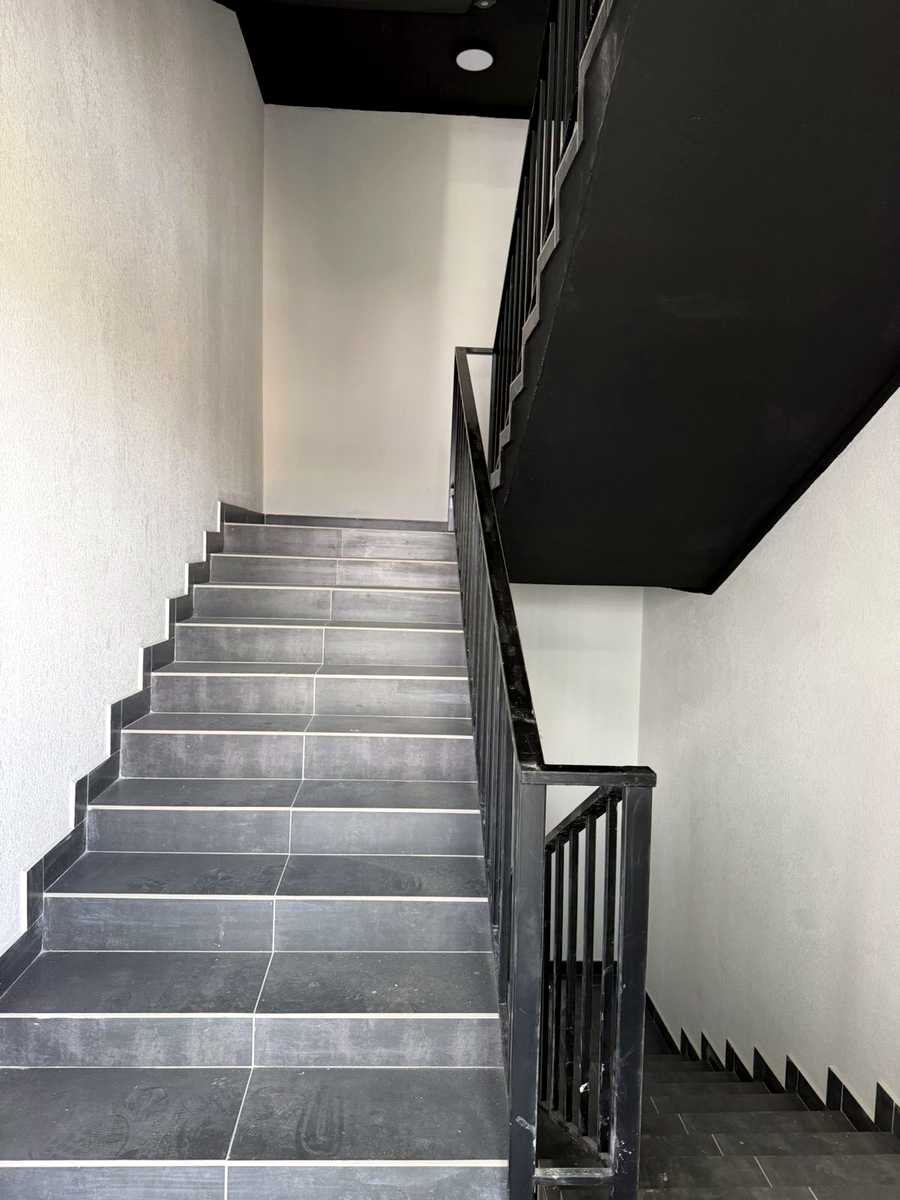 1868238714295445