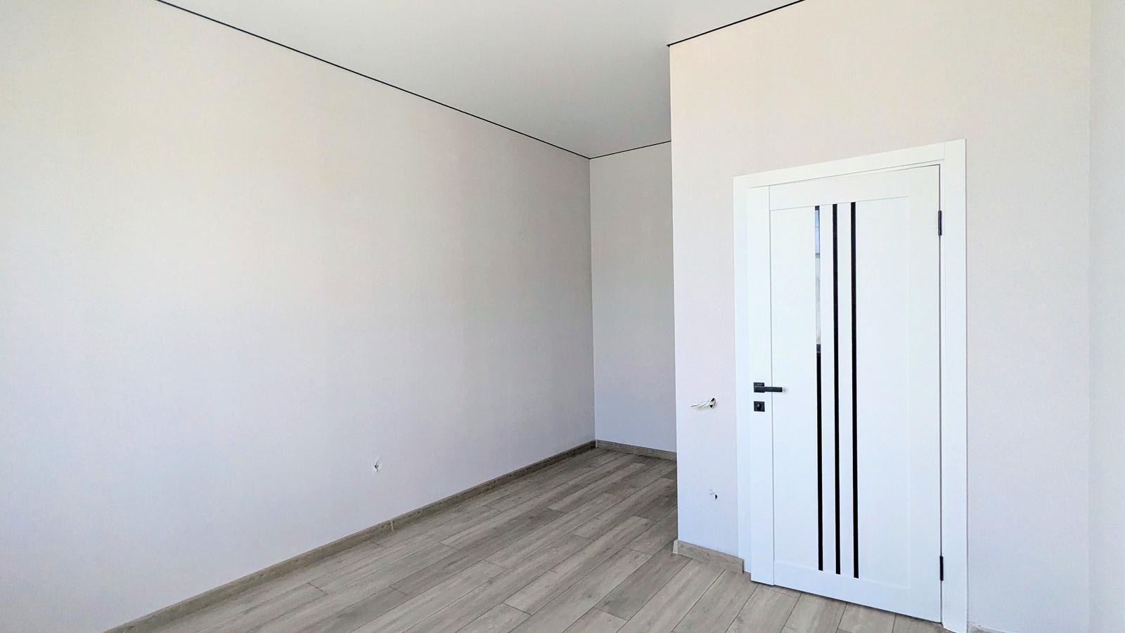 1868243645099829