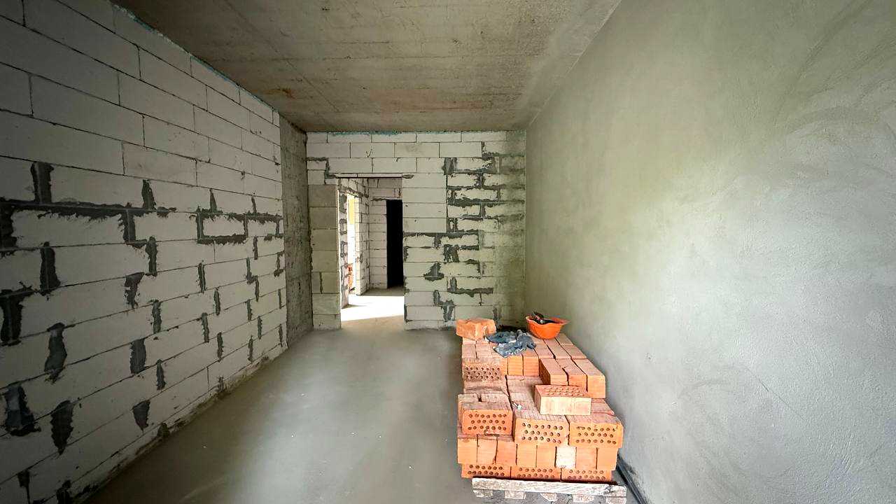 1868243689069741