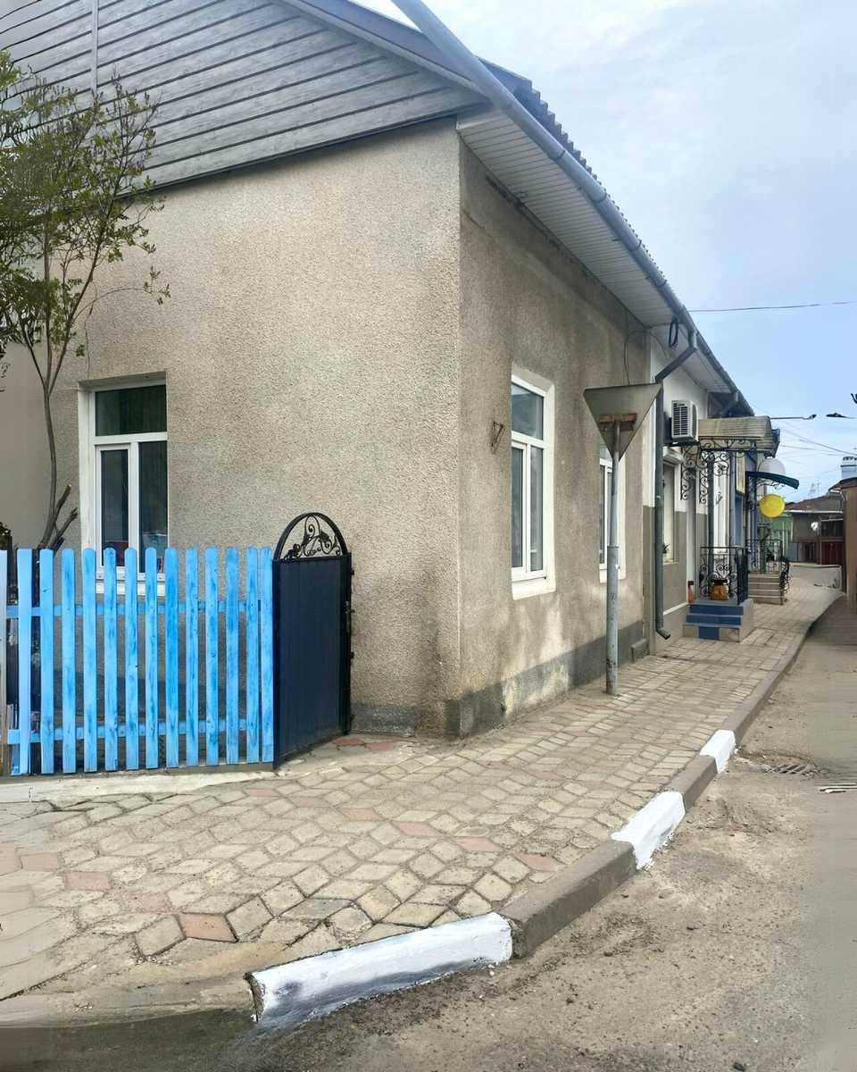1868245115873827