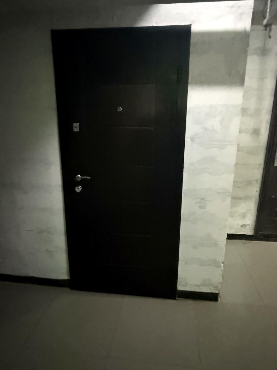 1868248603130513