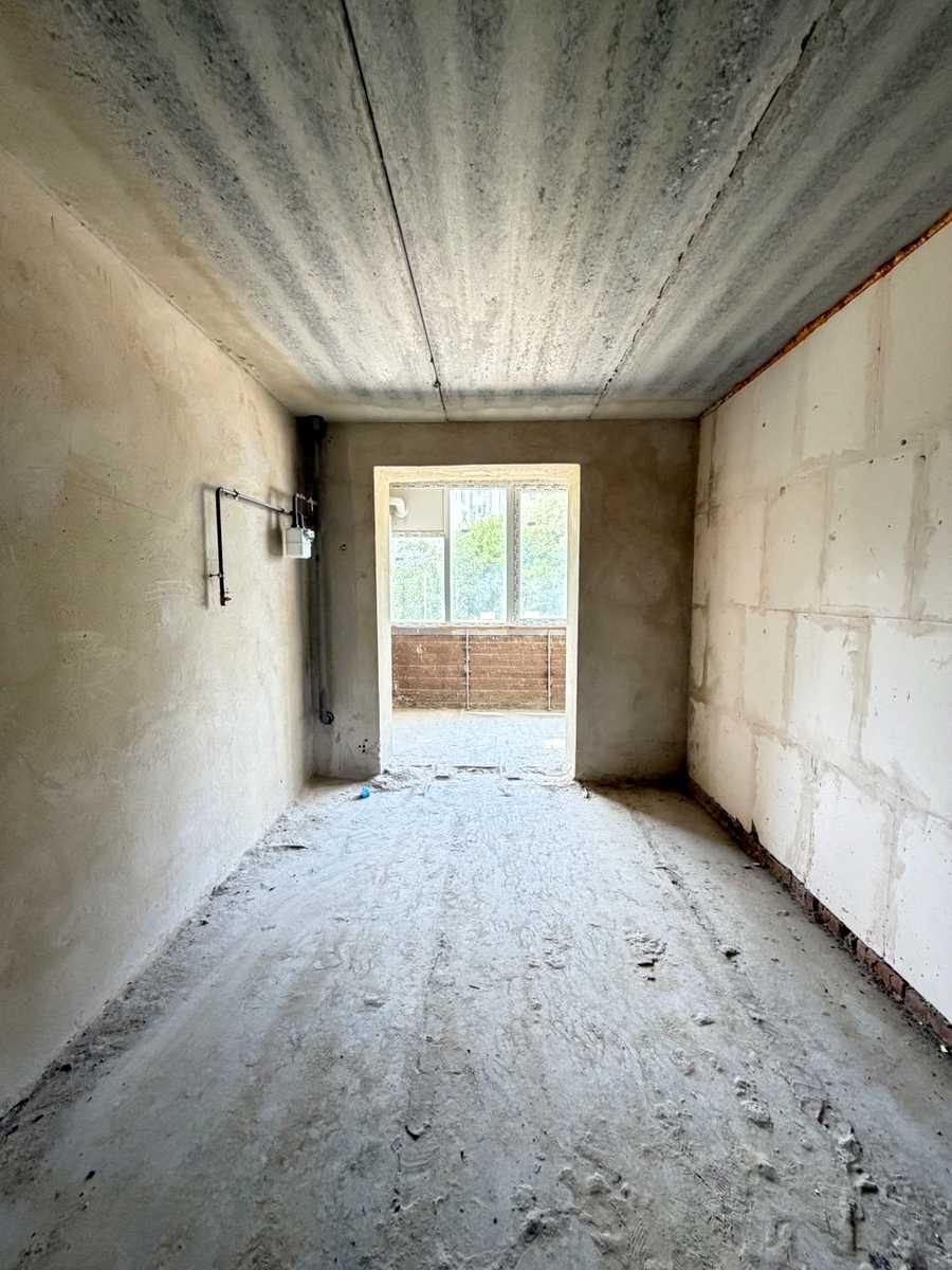 1868250623960217