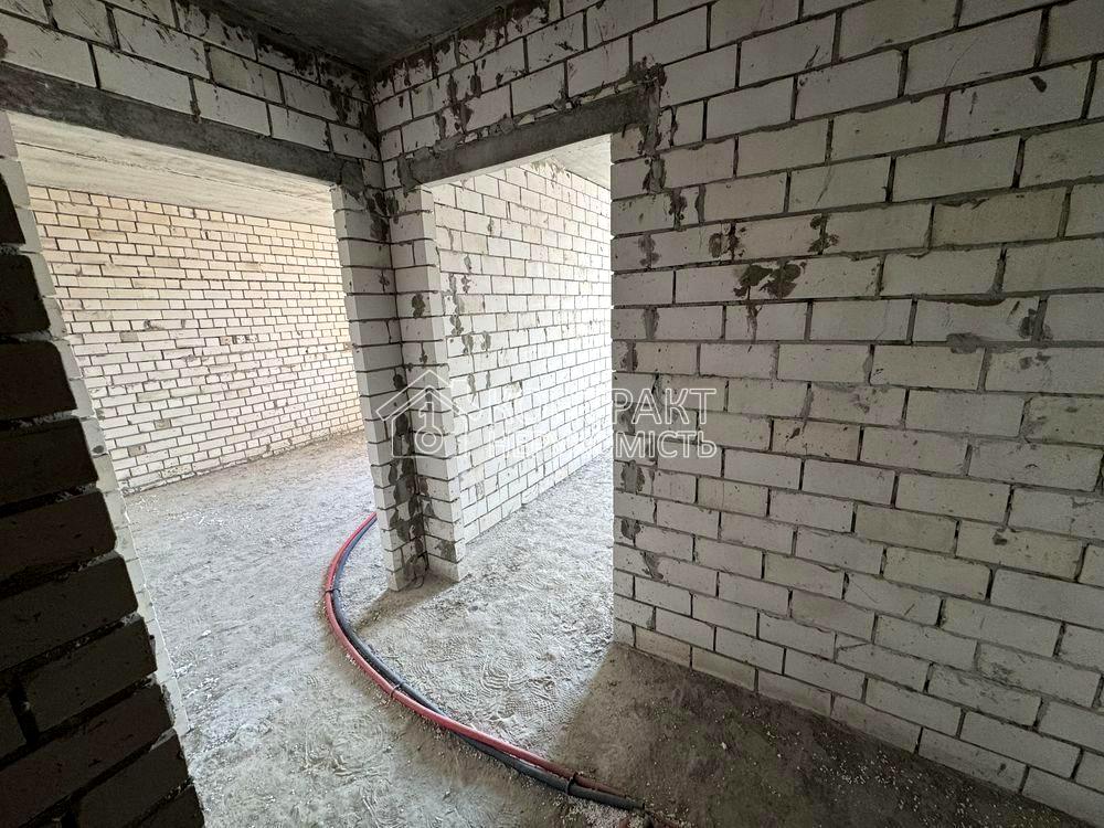 1868251387866047