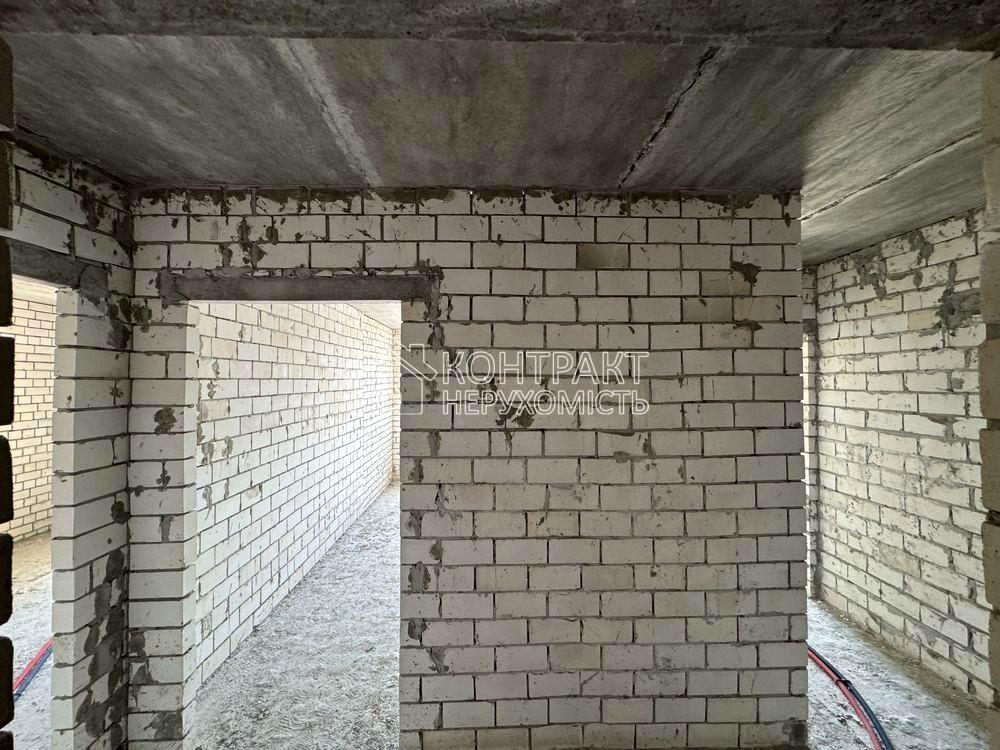 1868251387881549