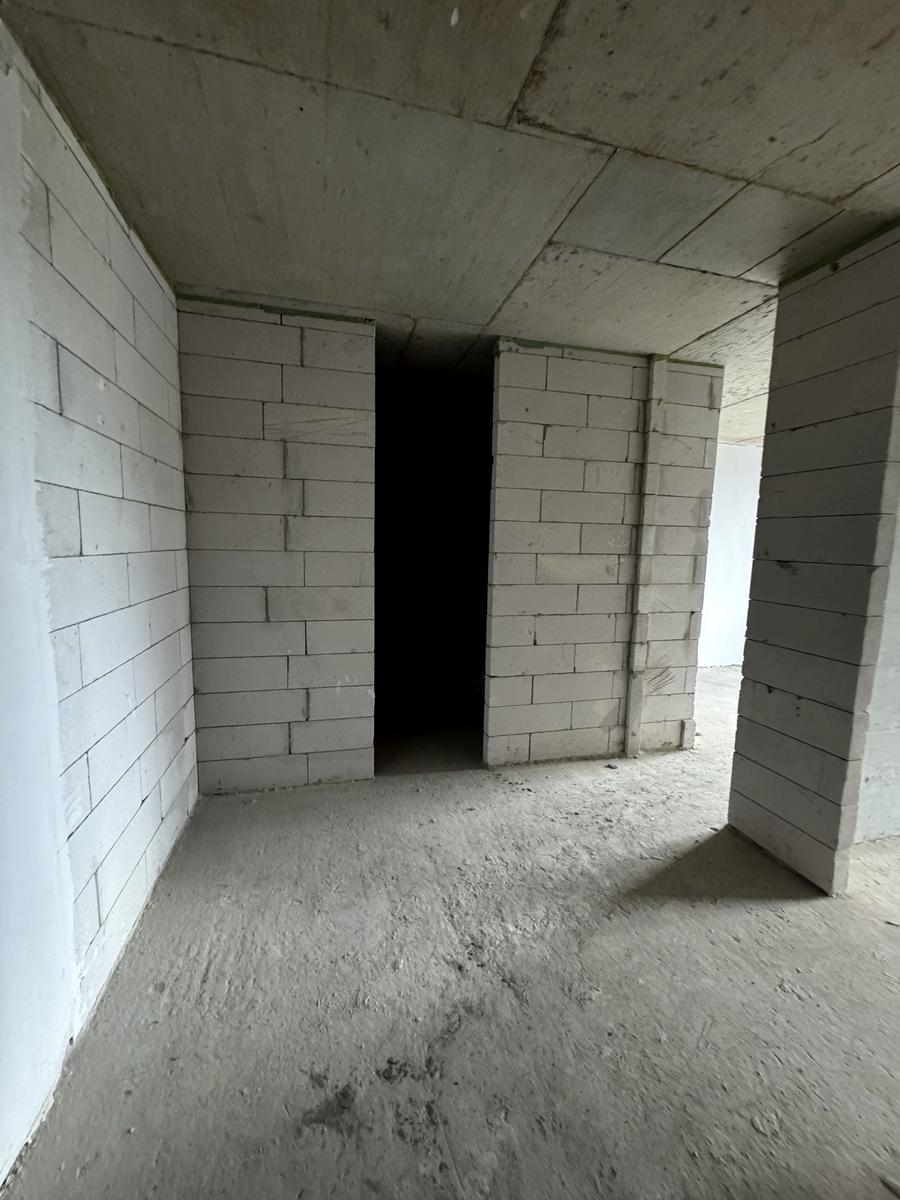 1868253187907327