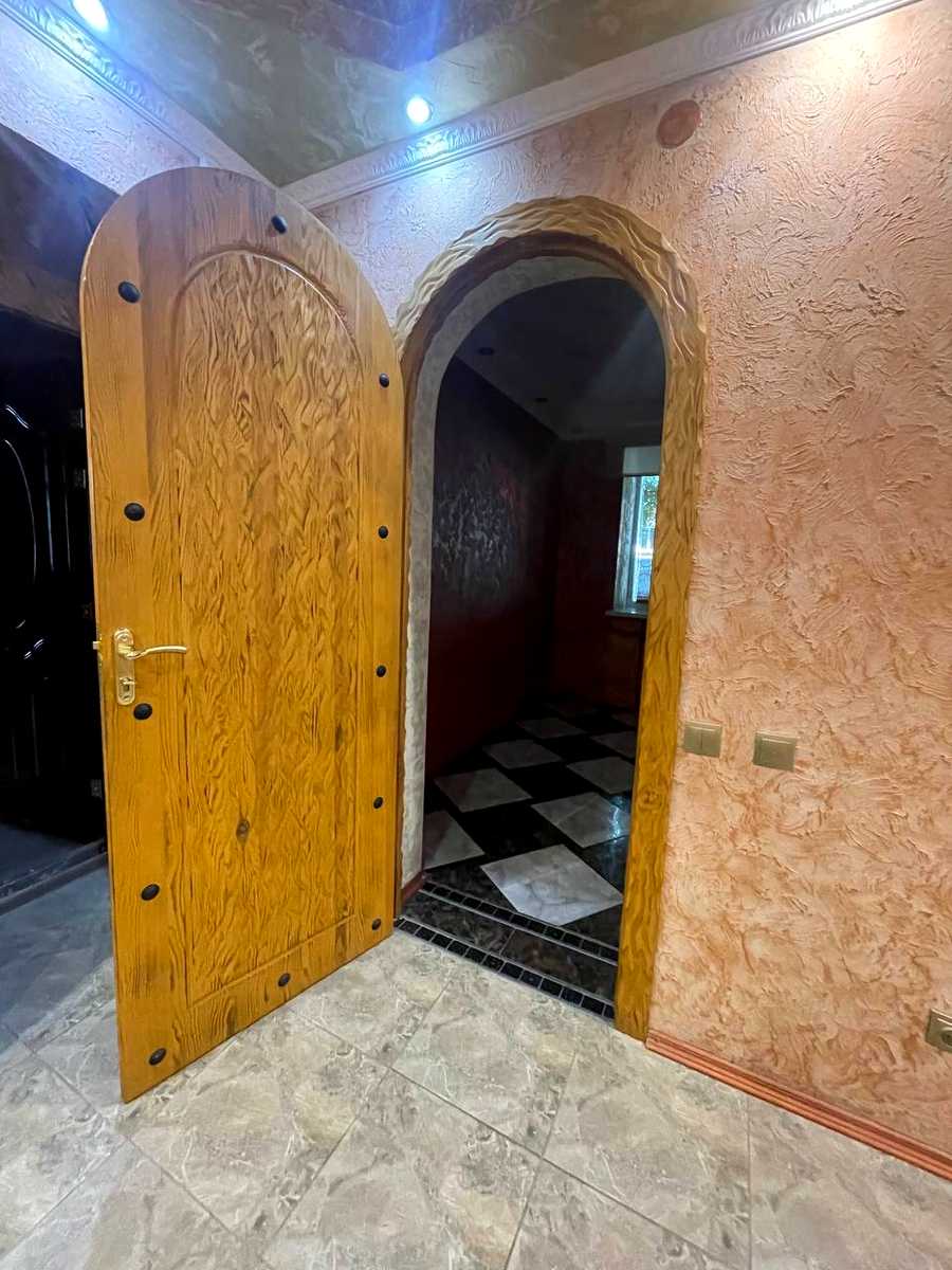 1868253735086120
