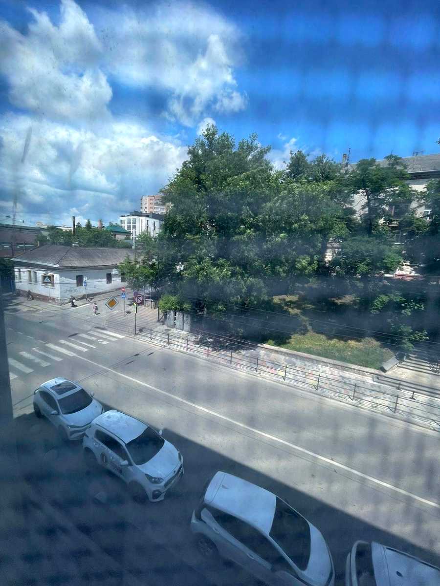 1868253894922190