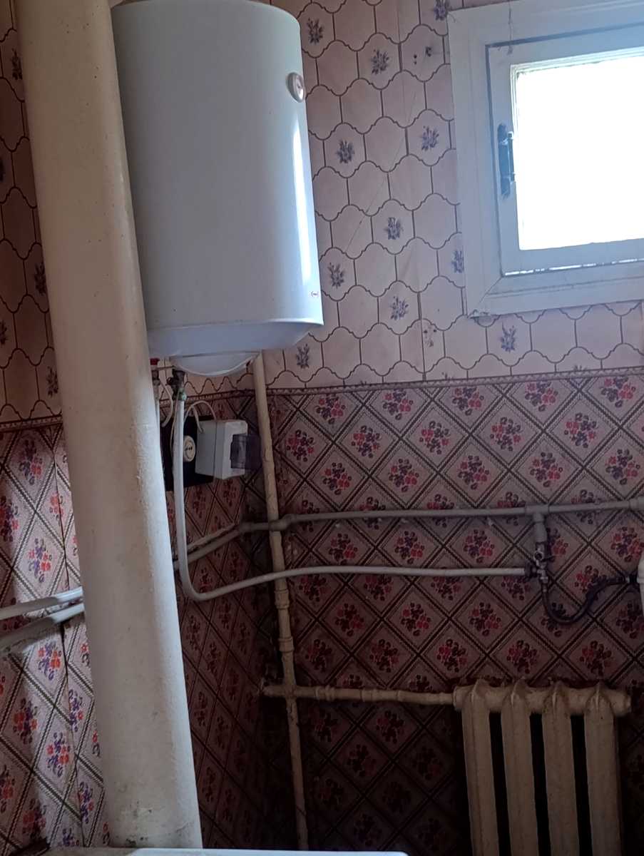 1868254129627312