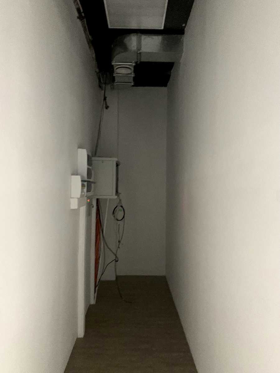 1868255839437959