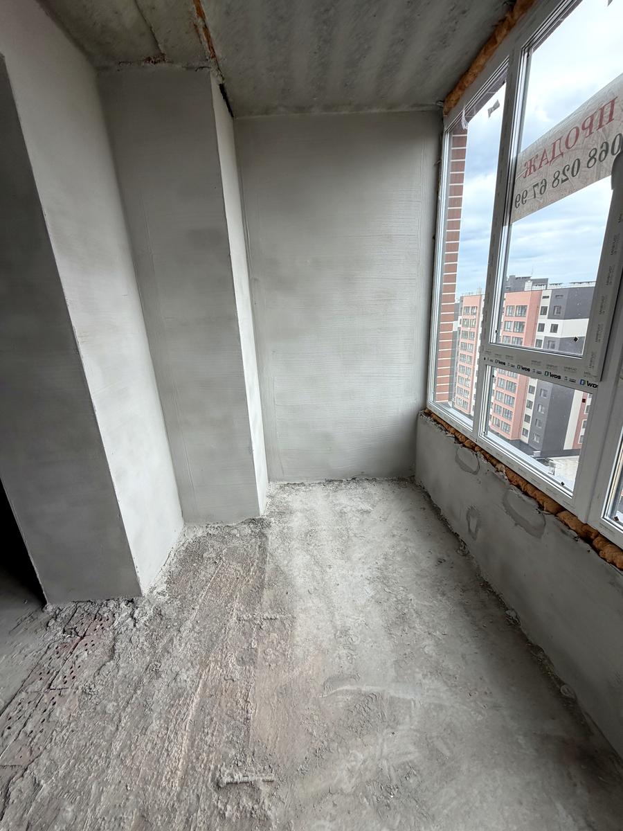 1868256002865589