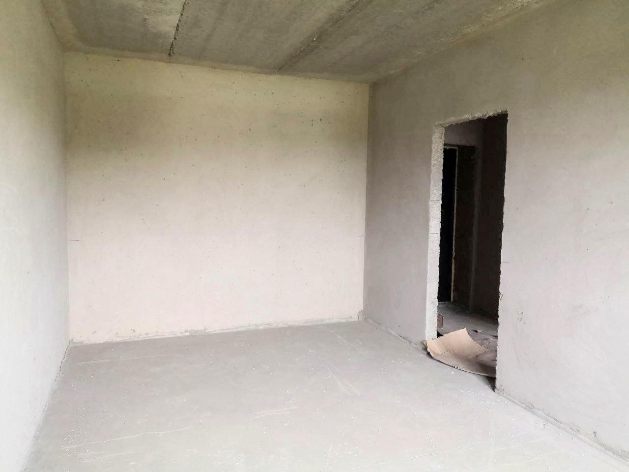1868257382748043