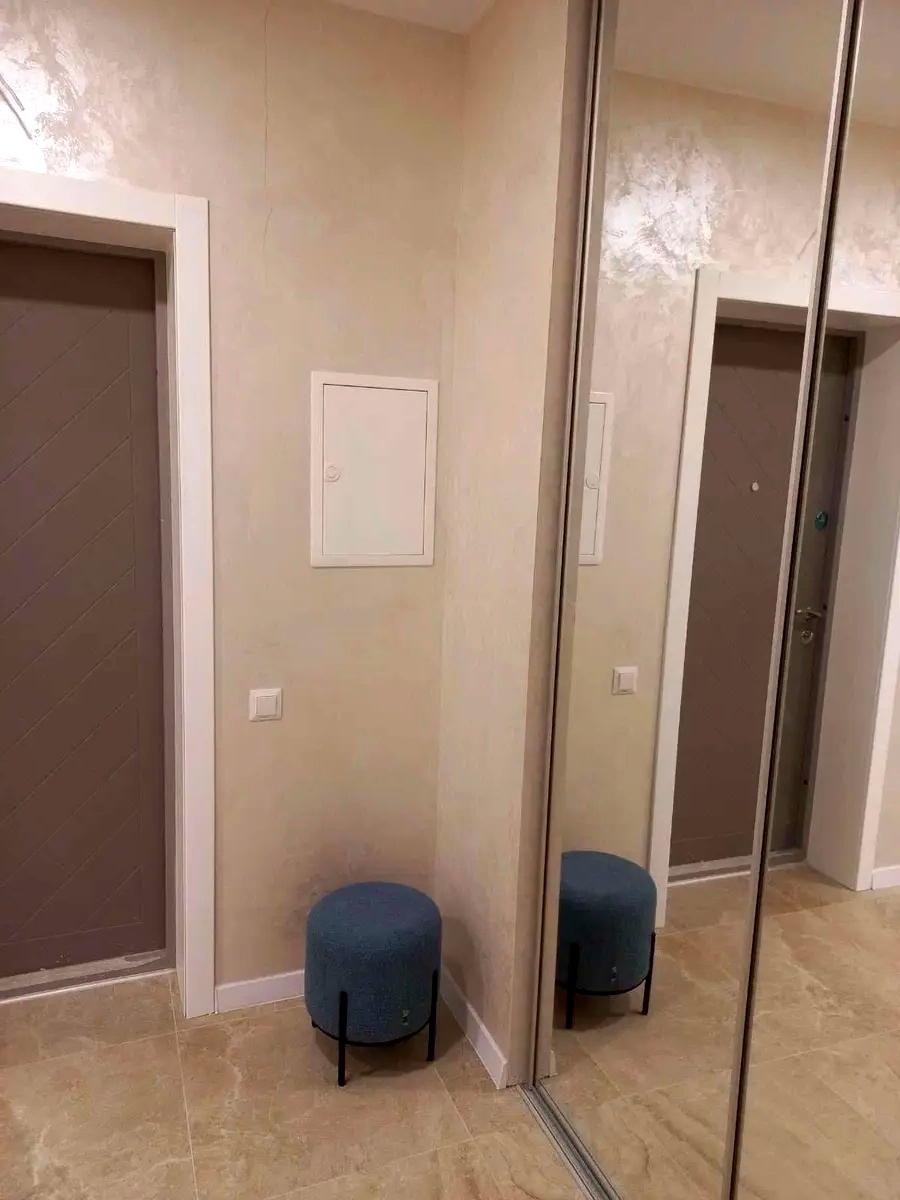 1868266192757591