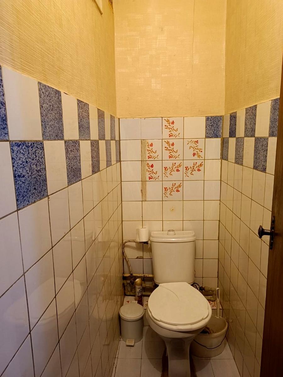 1868275167838297