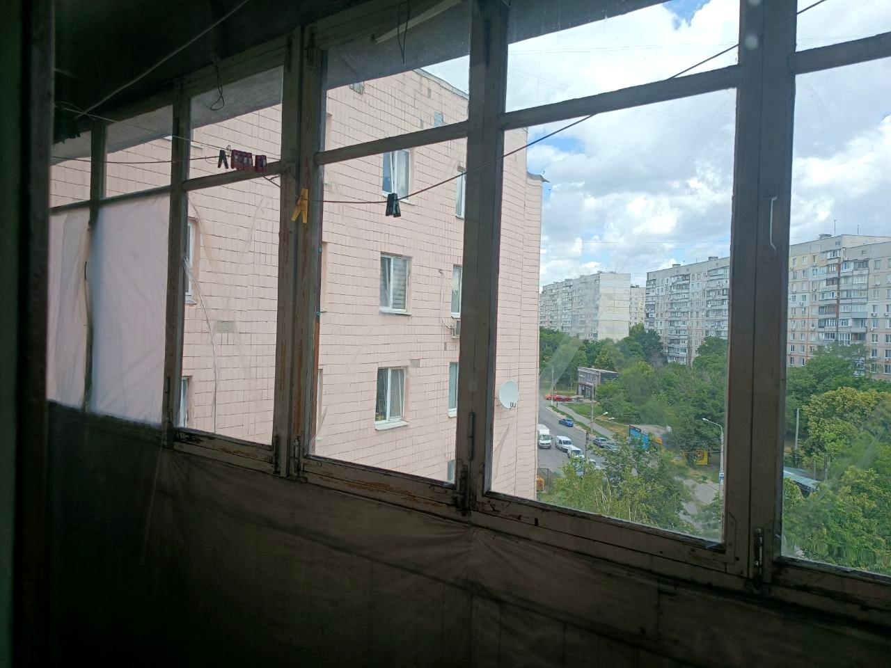 1868275167975637