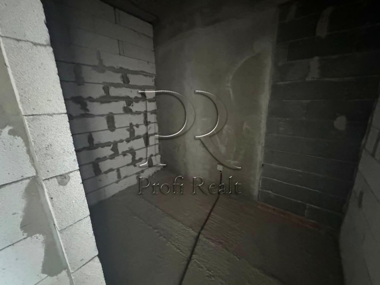 1868320837523660