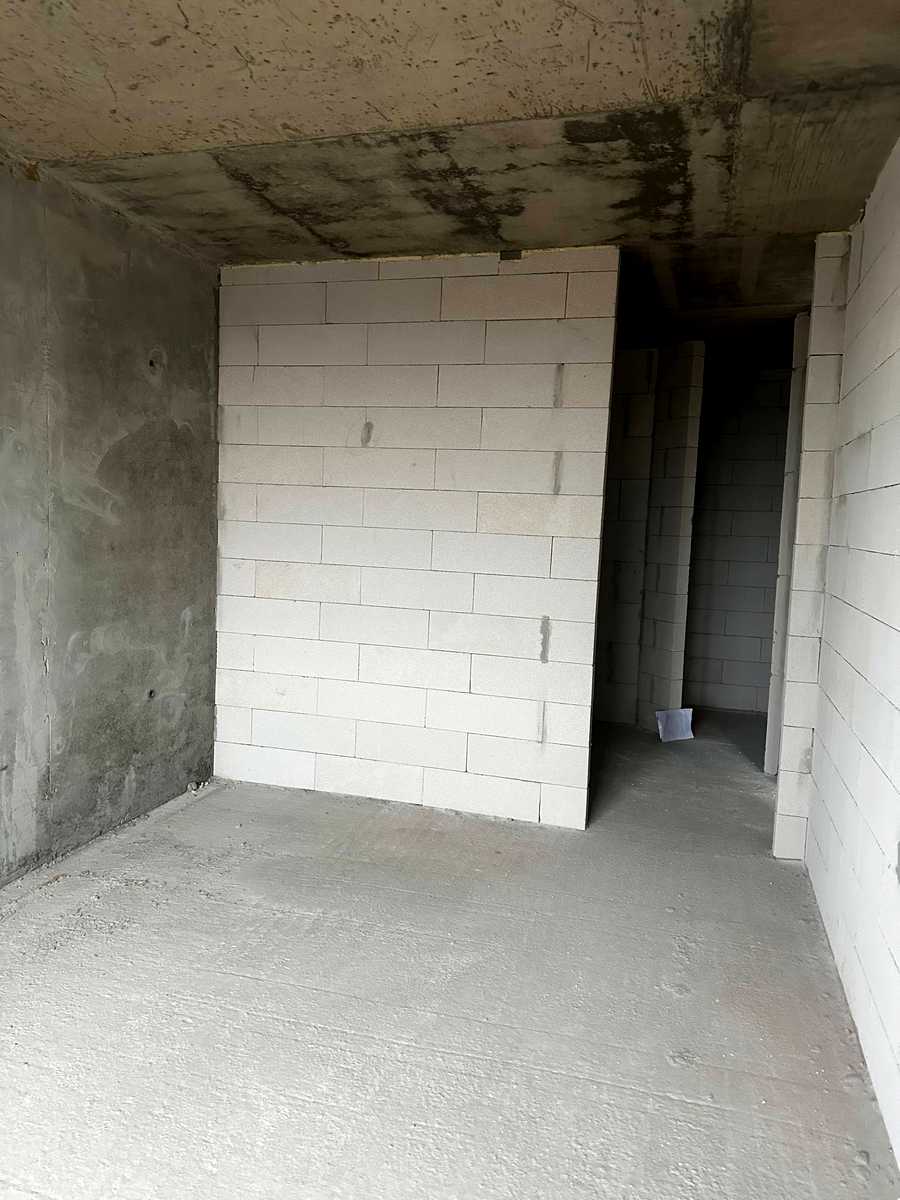 1868323331325412