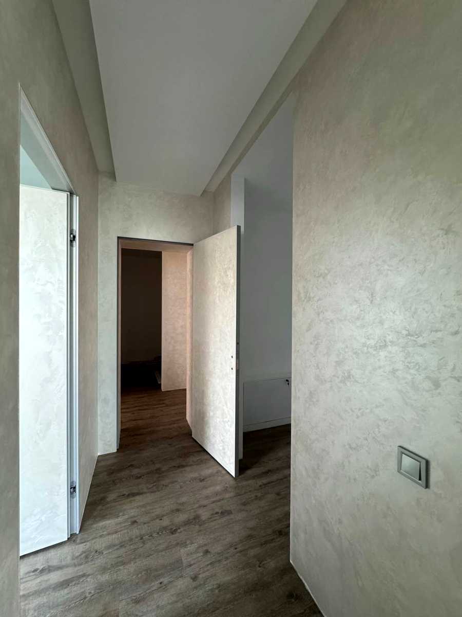 1868329487147823