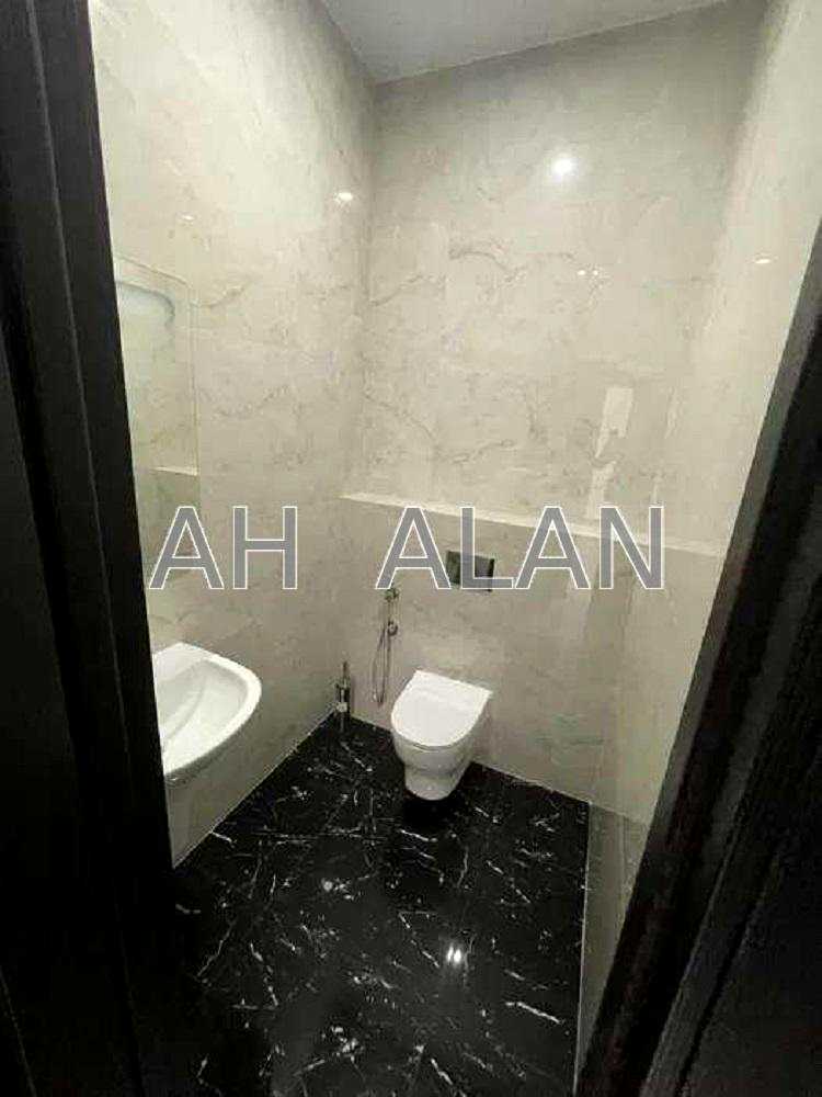 1868332415680560