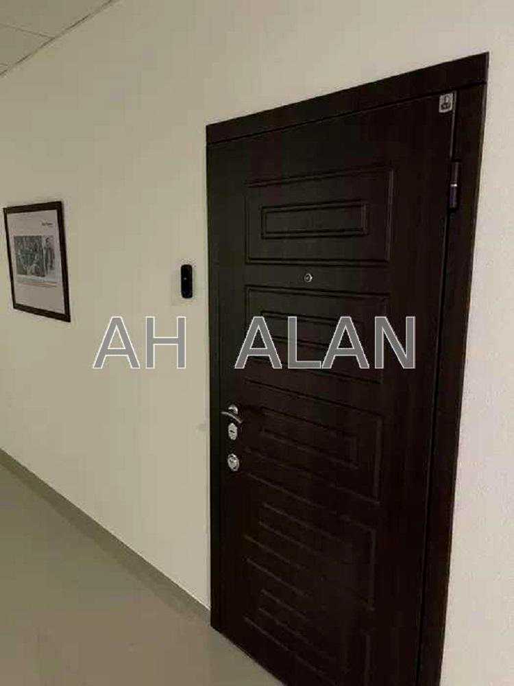 1868332415951851