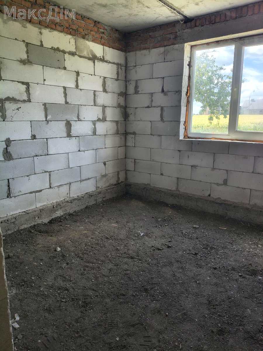 1868334946236597