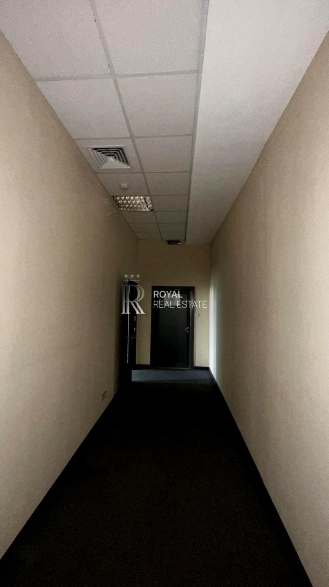 1868339460185411