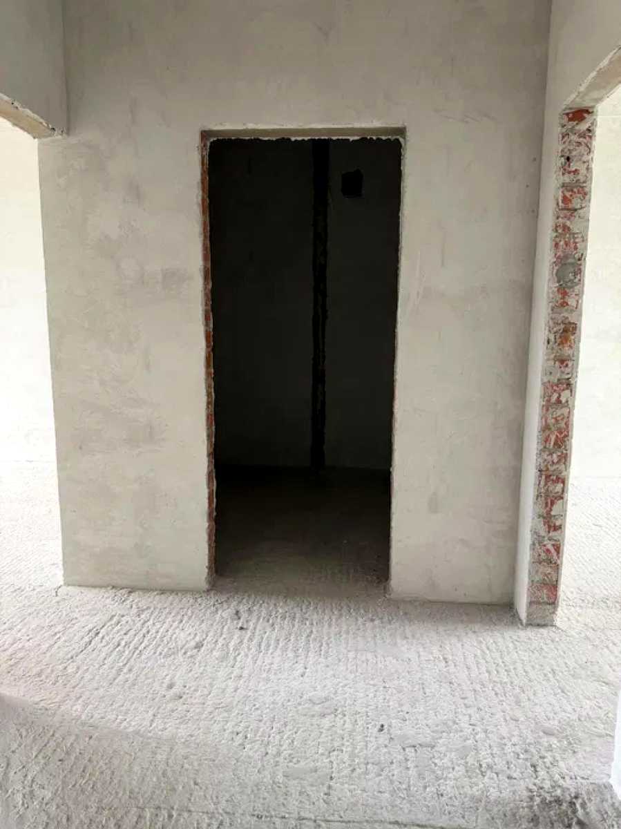1868340716772242