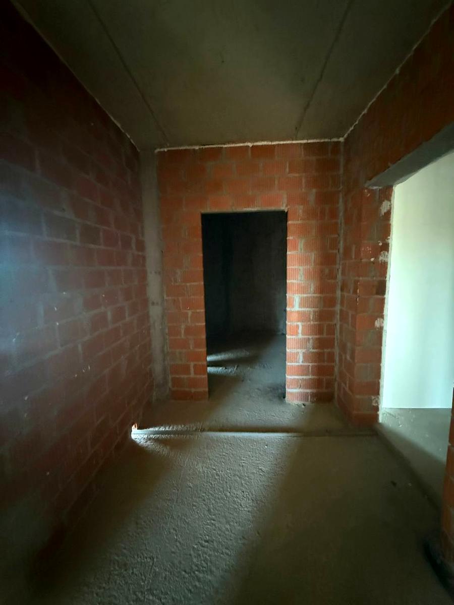 1868343624779498