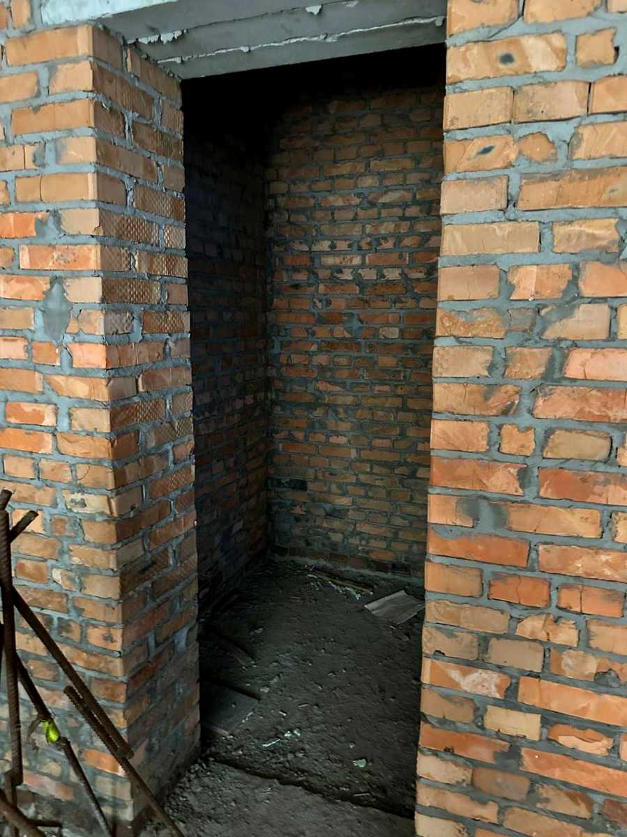 1868343998757463