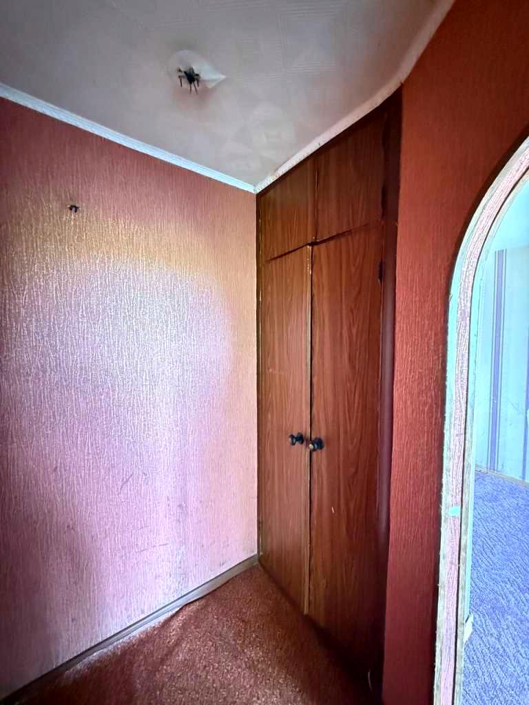 1868344487293759