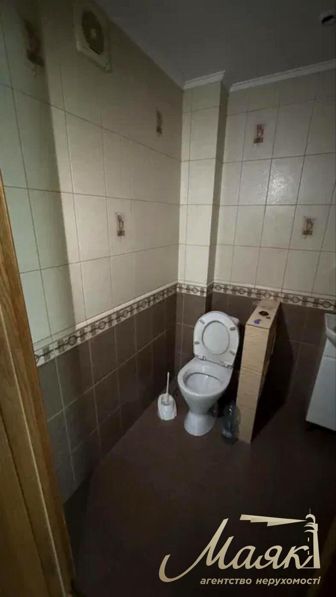 1868348202523758