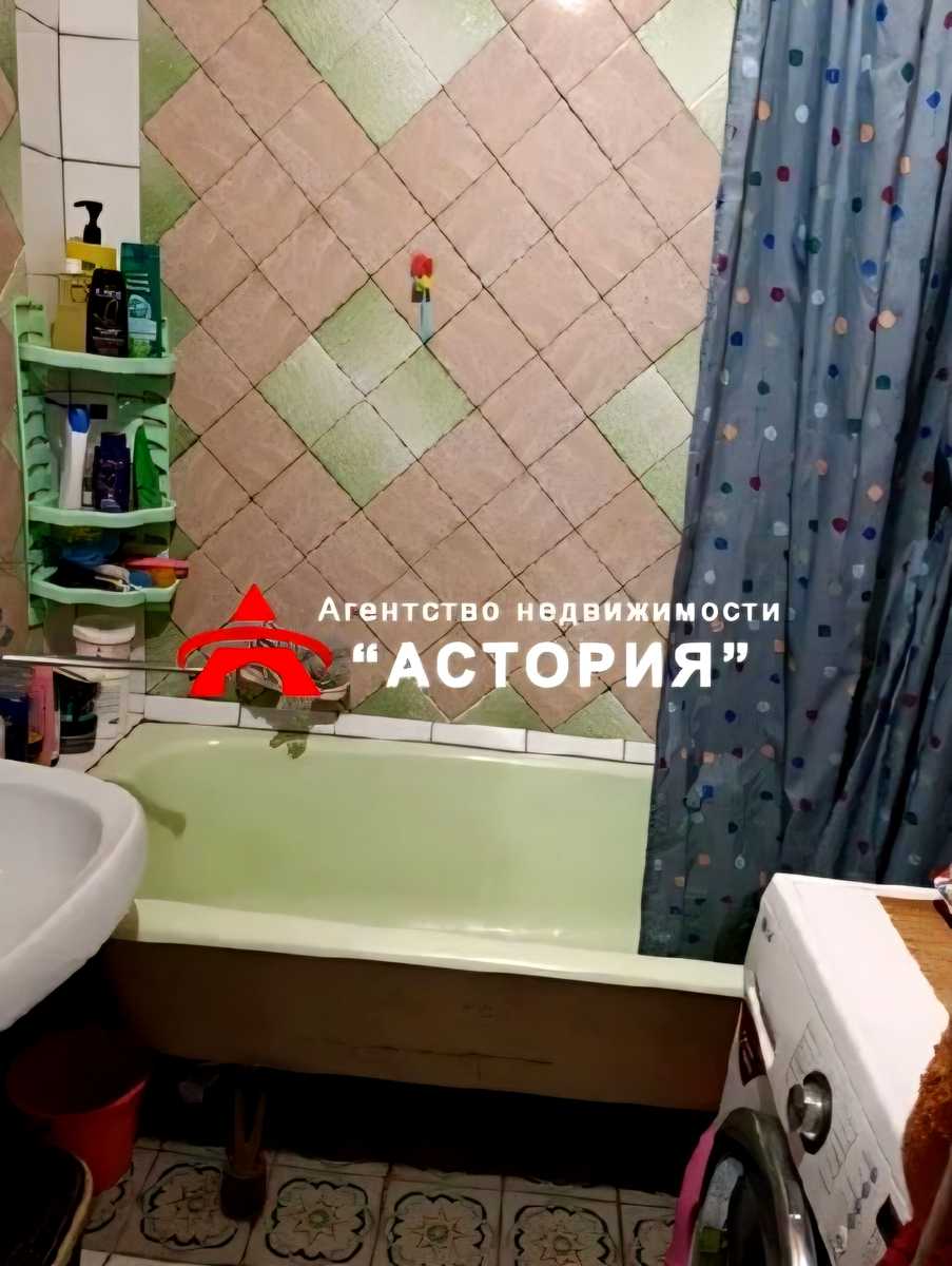 1868353639065701