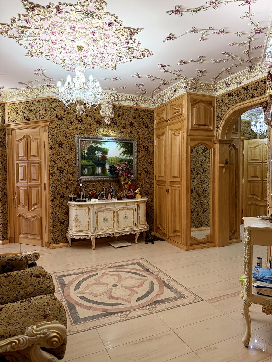 1868354628499250