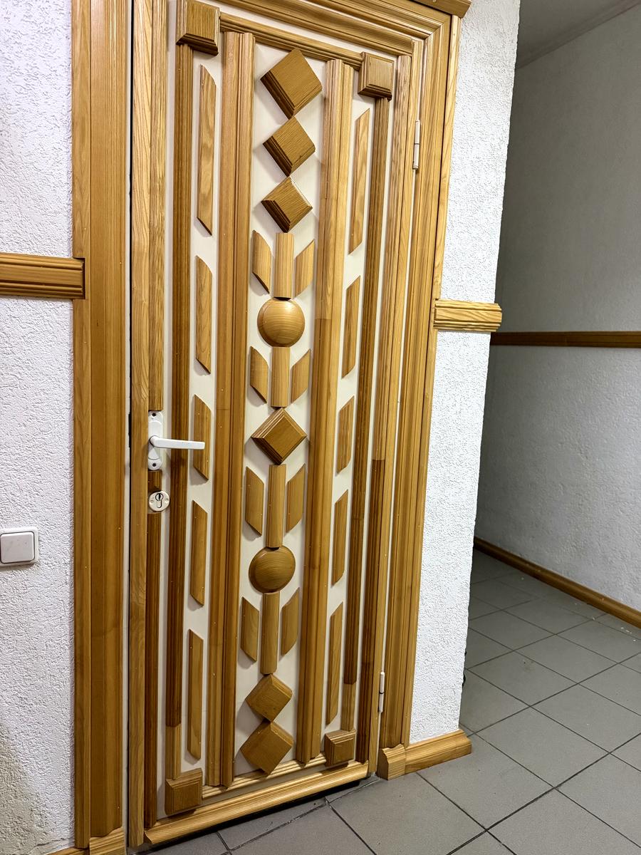 1868354641491811