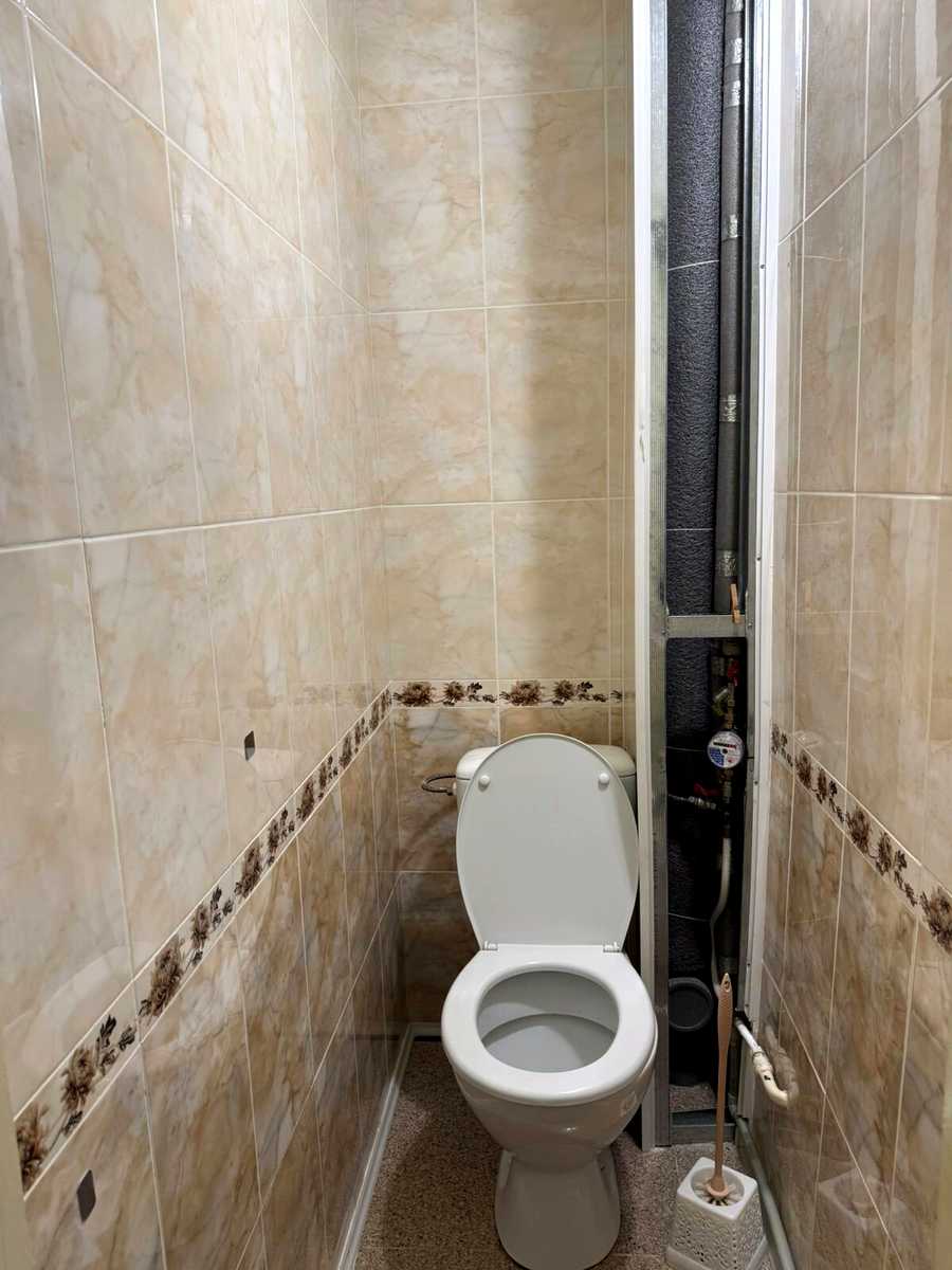 1868357630484755