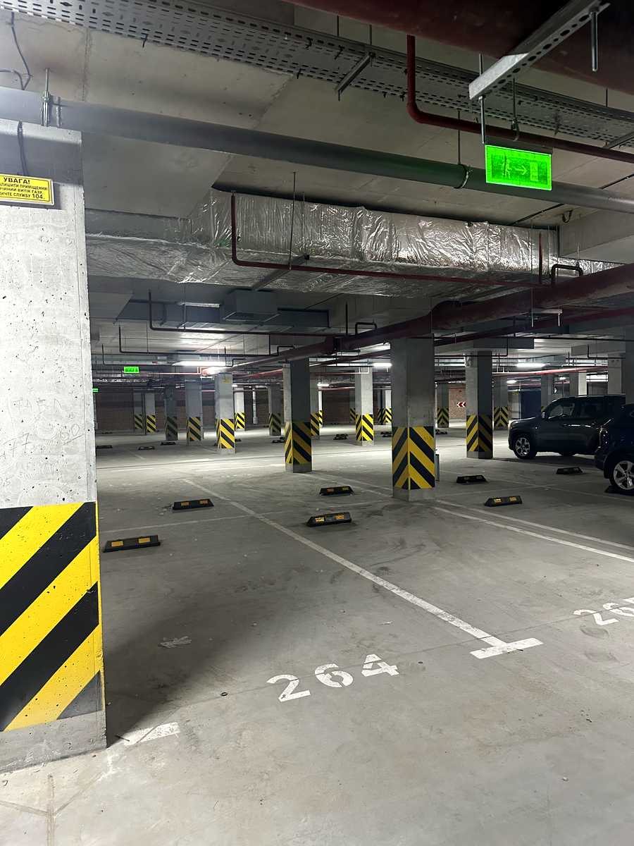 1868366306601991