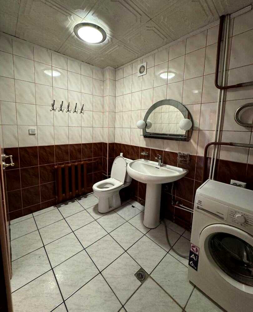 1868403854466642