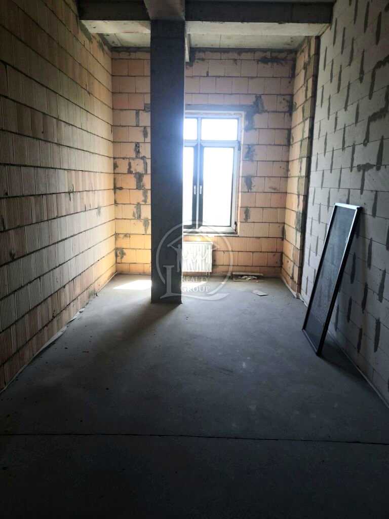 1868406223633188