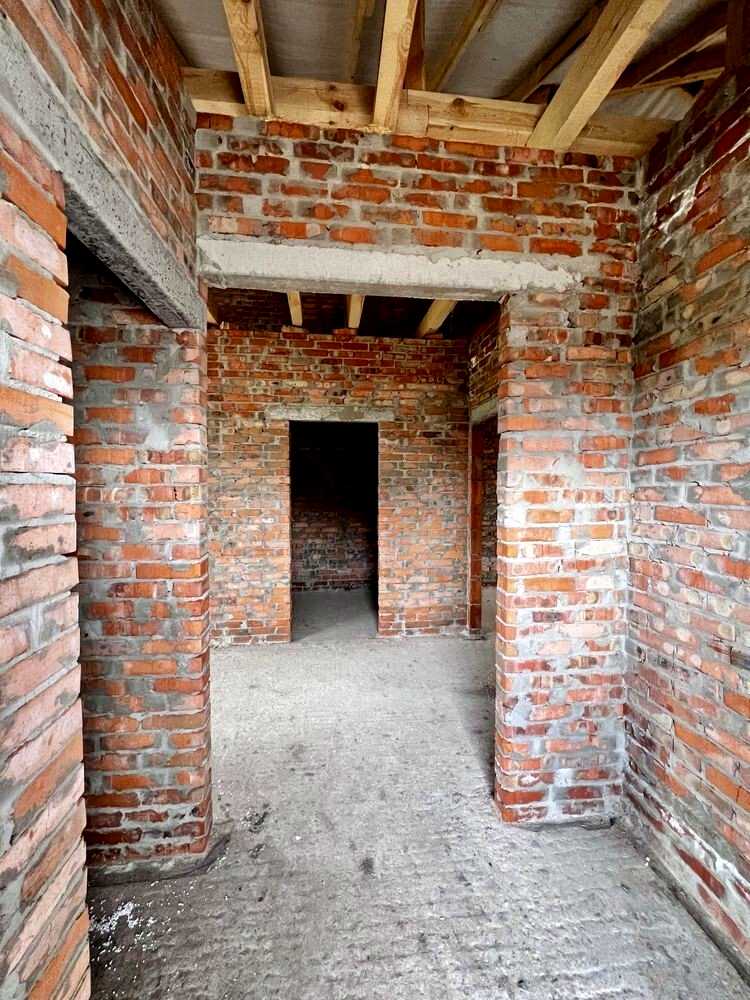 1868409966523678