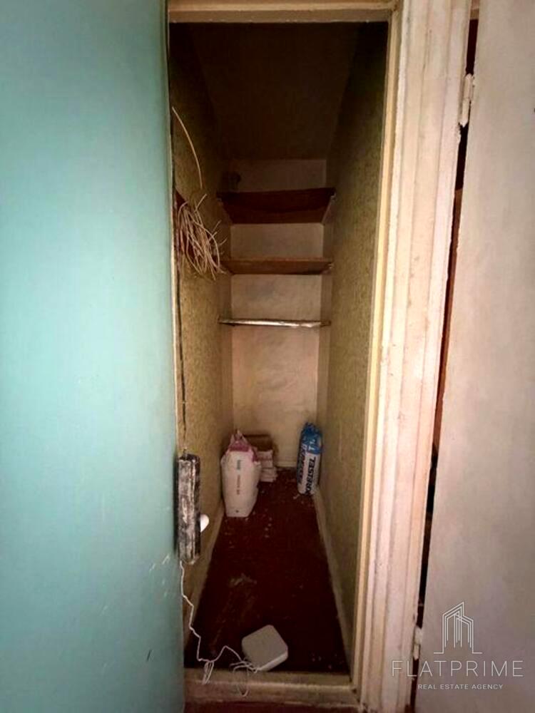 1868411824092254