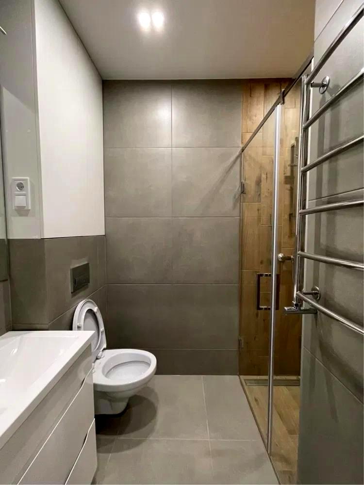 1868413154943873