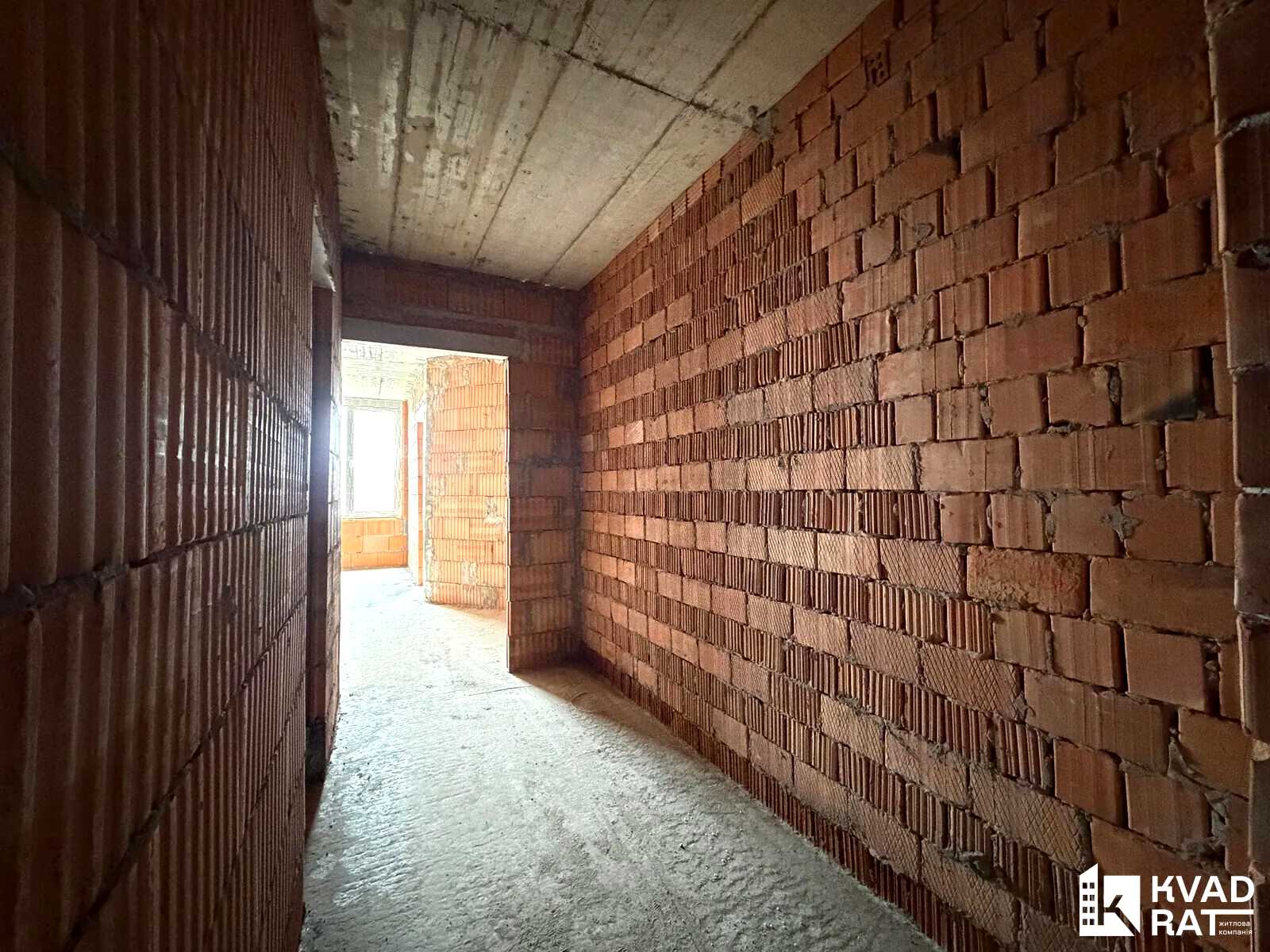 1868414908615342