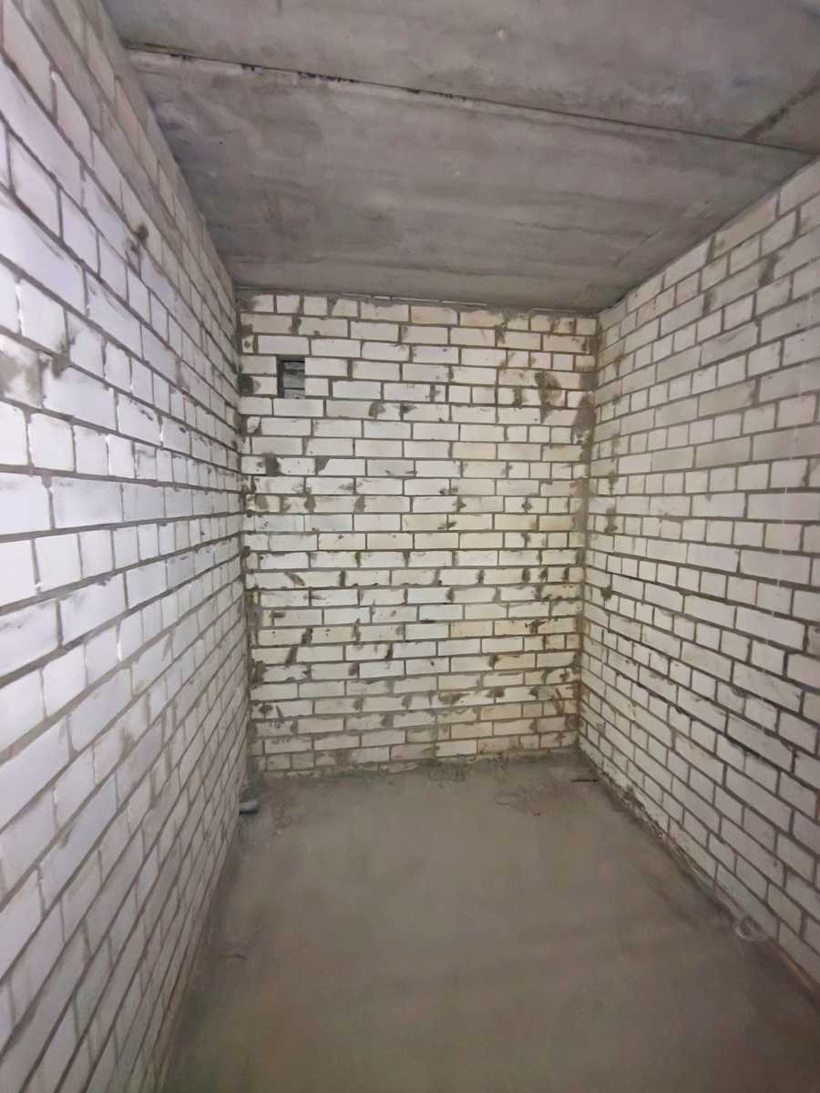 1868418680629819