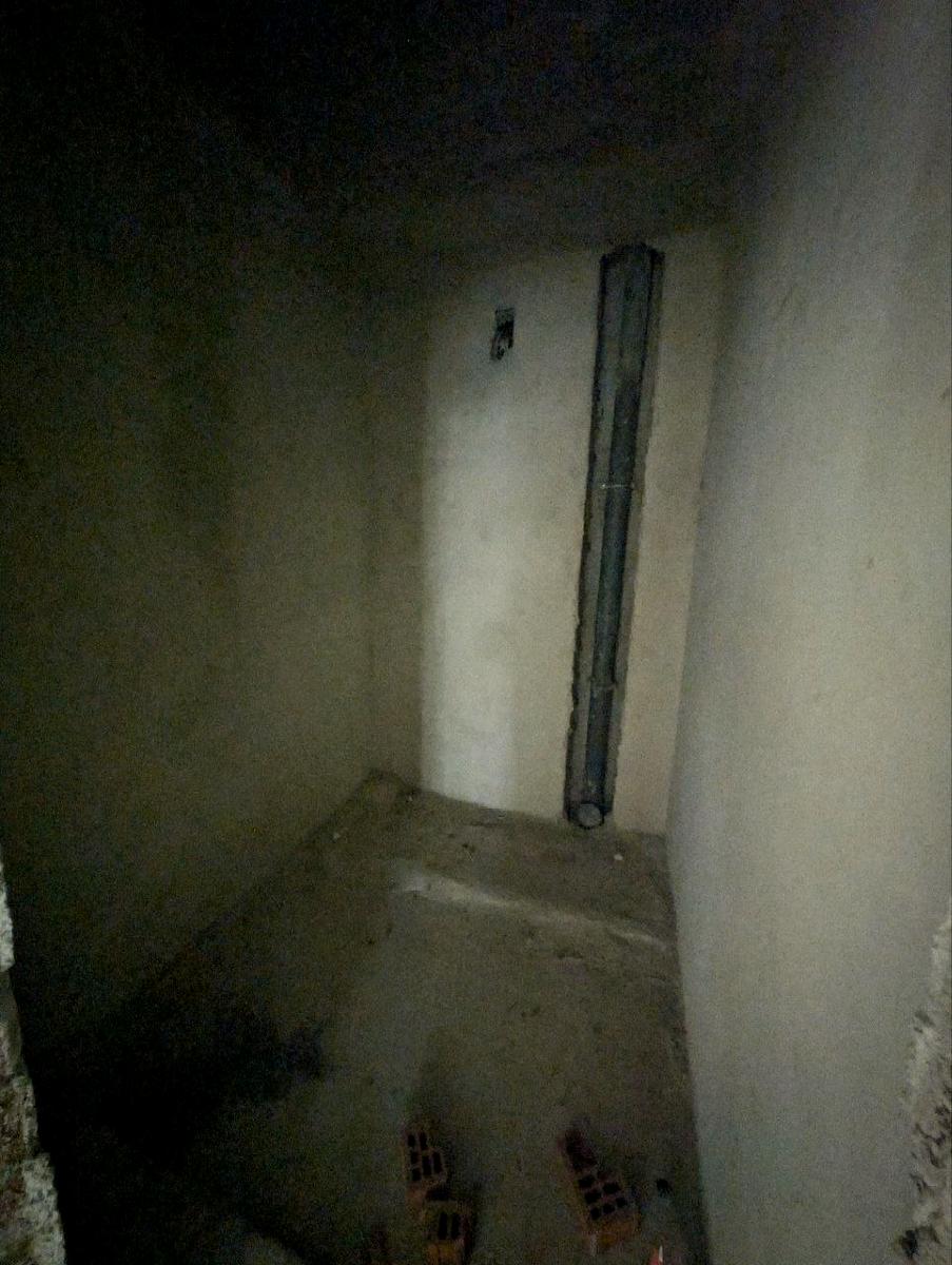 1868421898828815