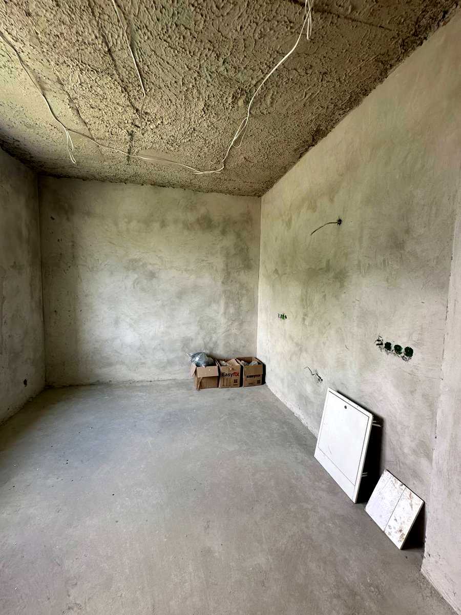 1868422005873386