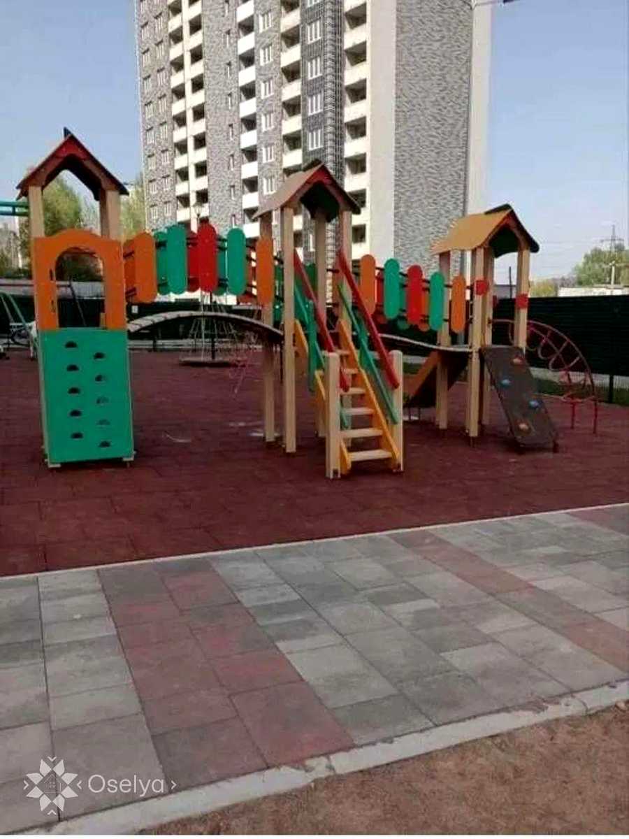 1868422878295197