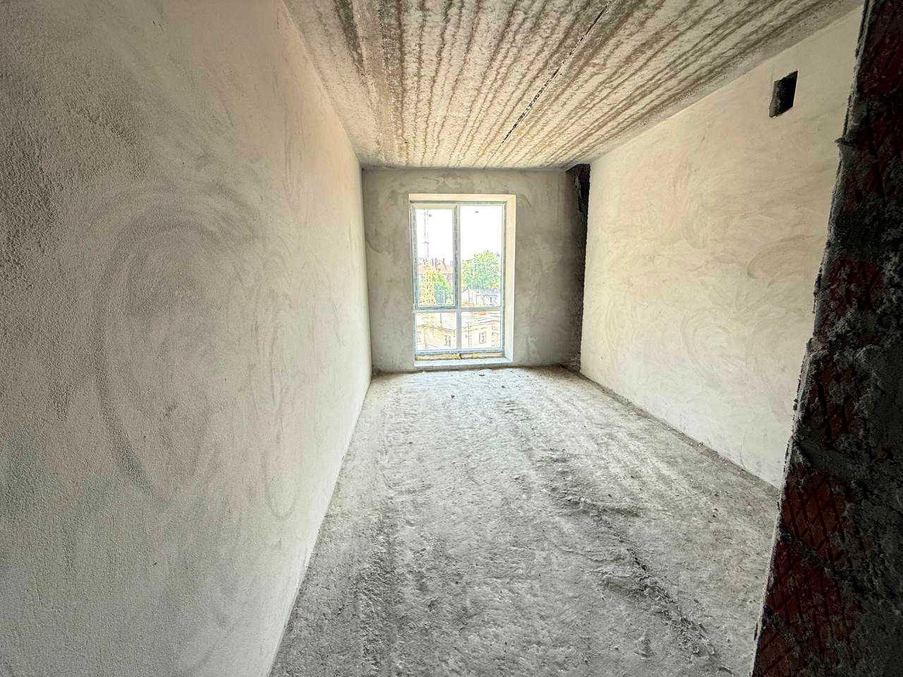 1868426984085223